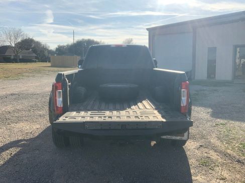 Used 2017 Ford F350 Lariat w/ Lariat Ultimate Package image 16