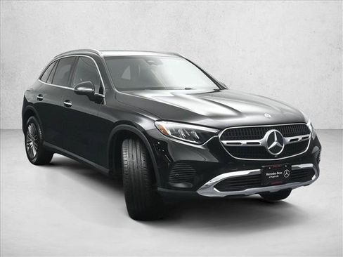 Certified 2026 Mercedes-Benz GLC 300 4MATIC image 4
