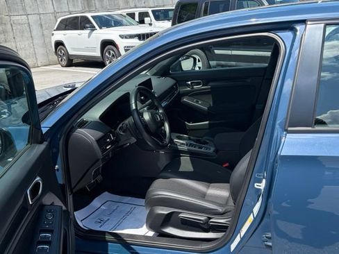 Used 2025 Honda Civic Sport image 14