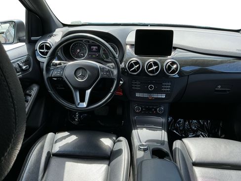 Used 2017 Mercedes-Benz B 250e image 14