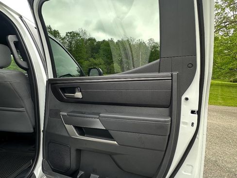 Used 2025 Toyota Tundra SR5 AWD/4WD image 48