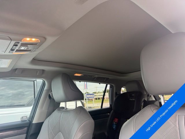 Used 2021 Toyota Highlander Platinum FWD image 14