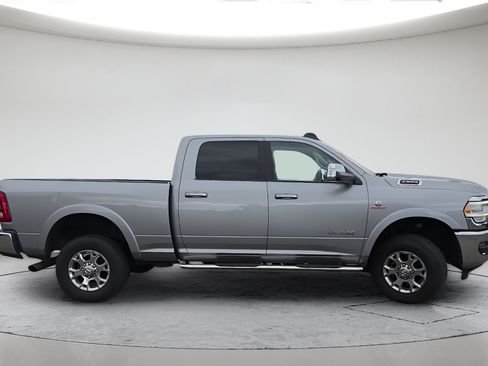 Used 2022 RAM 2500 Laramie AWD/4WD image 5