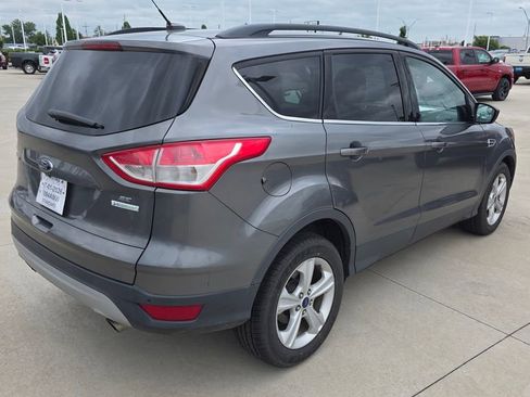 Used 2014 Ford Escape SE w/ Equipment Group 201A FWD image 5