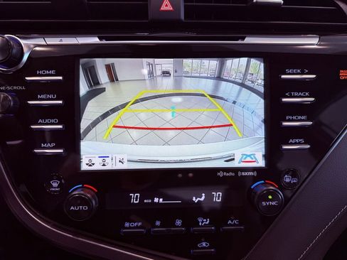 Used 2020 Toyota Camry XSE image 25