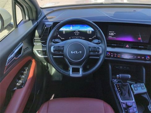 Used 2023 Kia Sportage SX image 16