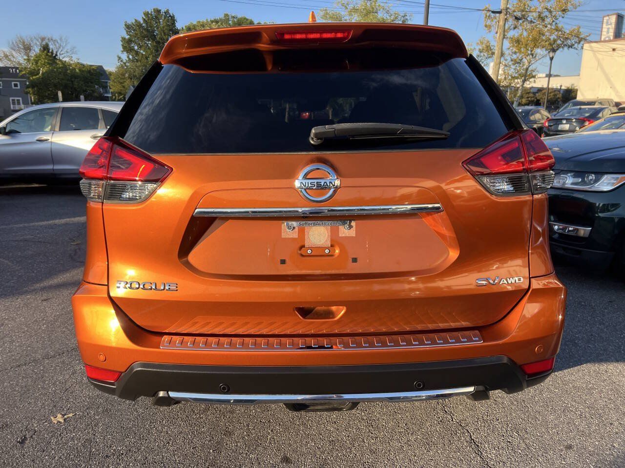 Used 2019 Nissan Rogue SV w/ Sun & Sound Touring Package AWD/4WD image 6