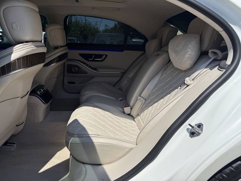Used 2022 Mercedes-Benz S 580 4MATIC Sedan image 11