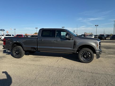 New 2026 Ford F350 Platinum image 4