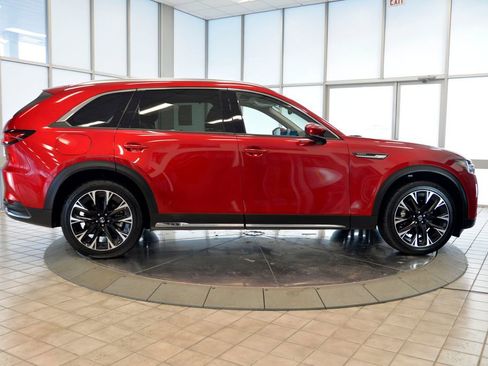 Certified 2024 MAZDA CX-90 Plug-In Hybrid w/ Premium Pkg image 9