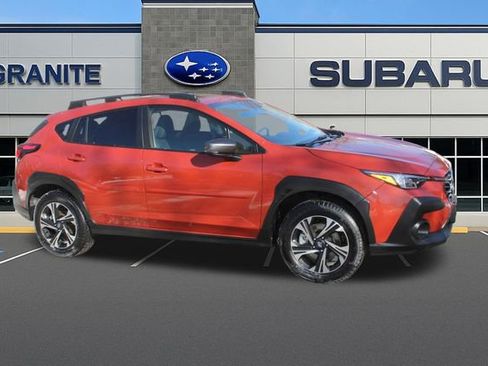 Used 2025 Subaru Crosstrek 2.0i Premium image 12