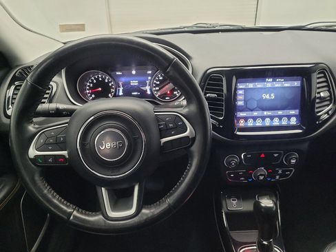 Used 2019 Jeep Compass Limited FWD image 22