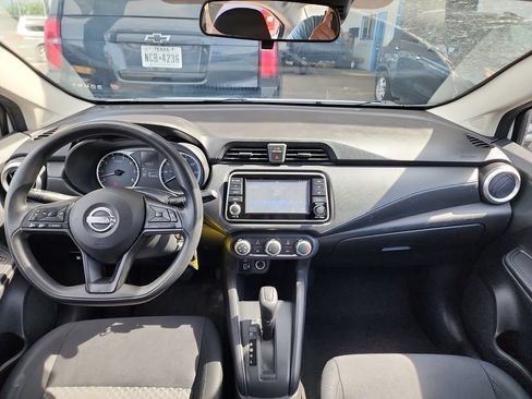 Used 2023 Nissan Versa S FWD image 18