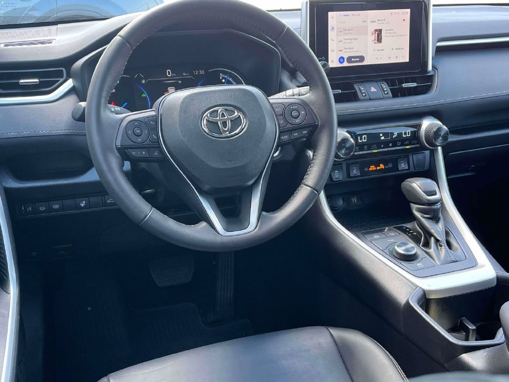 Used 2023 Toyota RAV4 XLE Premium AWD/4WD image 12
