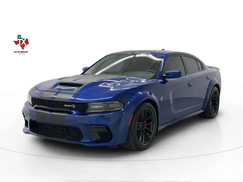 Used 2022 Dodge Charger SRT Hellcat w/ Harman/Kardon Audio Group image 5