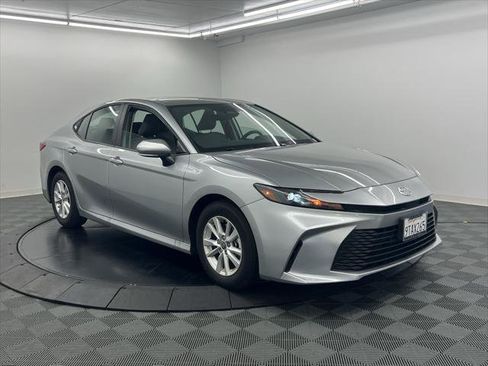 Certified 2025 Toyota Camry LE image 2