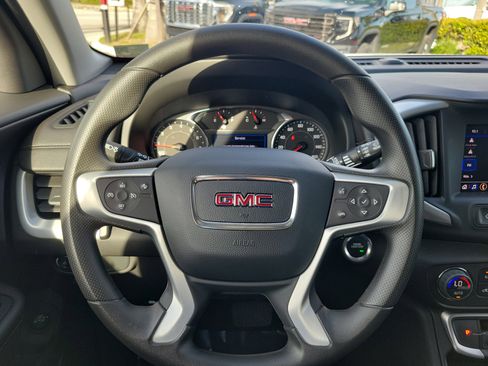 Used 2023 GMC Terrain SLE w/ Driver Convenience Package FWD image 19
