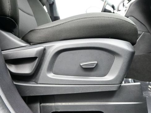 Used 2022 Ford Explorer XLT RWD image 23