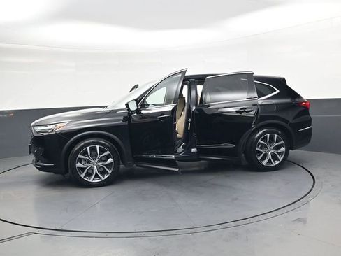 Used 2023 Acura MDX SH-AWD w/ Technology Package image 41