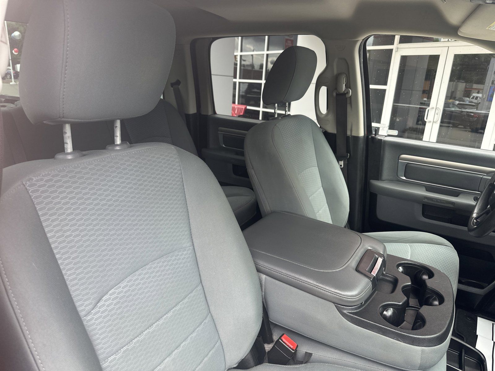 Used 2019 RAM 1500 Classic SLT AWD/4WD image 25