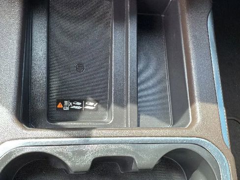 Used 2020 GMC Sierra 1500 SLT AWD/4WD image 24