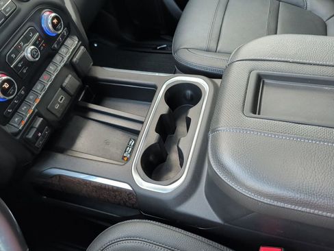 Used 2021 GMC Sierra 1500 Denali w/ Denali Ultimate Package image 26