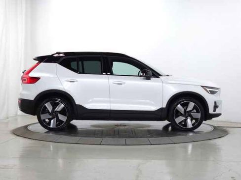 Used 2023 Volvo XC40 Recharge Plus w/ Protection Package Premier image 13