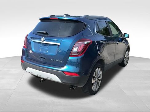 Used 2020 Buick Encore Preferred w/ Safety Package FWD image 2