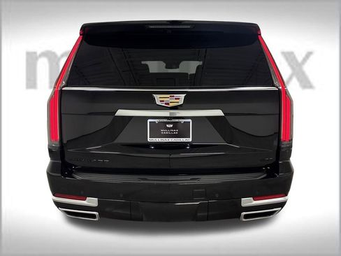 New 2025 Cadillac Escalade Luxury image 19