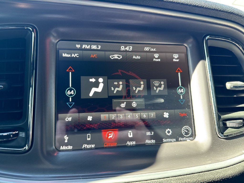 Used 2019 Dodge Challenger SRT Hellcat RWD image 15