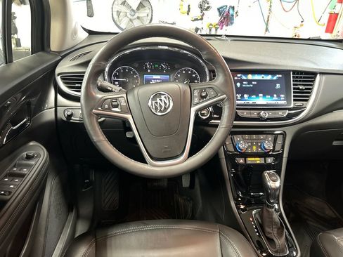 Used 2019 Buick Encore Essence w/ Experience Buick Package AWD/4WD image 18