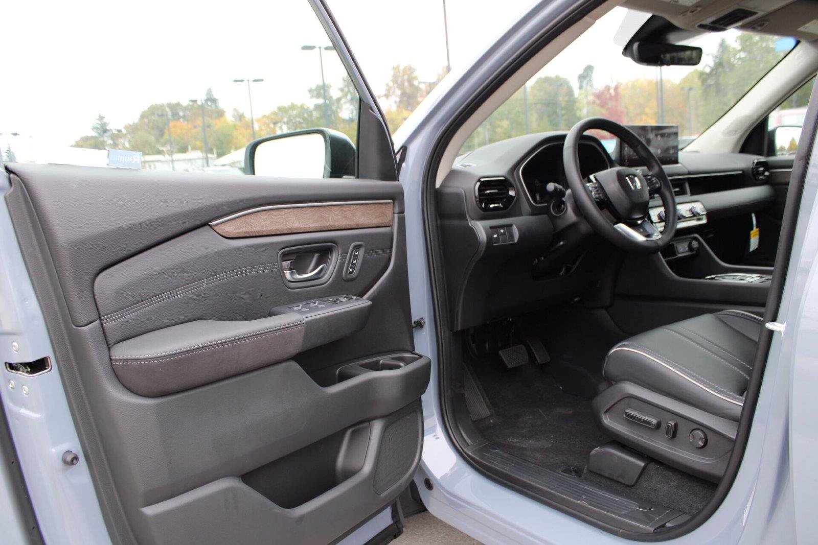 New 2026 Honda Pilot Elite image 19