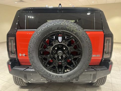 New 2025 GMC Hummer EV 2X AWD/4WD image 4