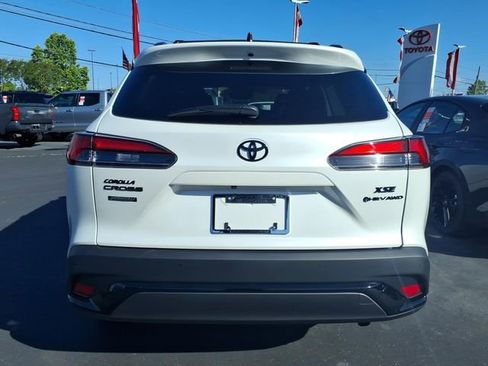 New 2026 Toyota Corolla Cross AWD Hybrid w/ Convenience Package image 2