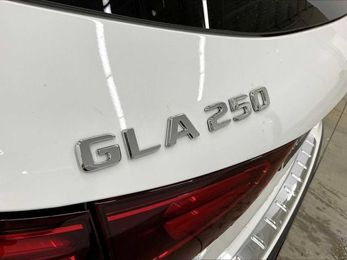 Certified 2025 Mercedes-Benz GLA 250 image 15