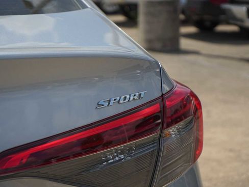 Used 2024 Honda Civic Sport image 8