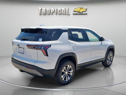 New 2026 Chevrolet Equinox LT w/ Safety and Technology Package image 3