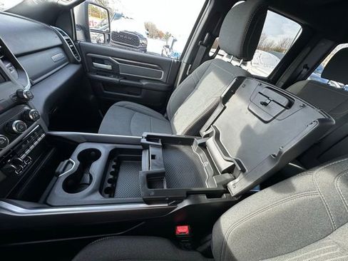 Used 2023 RAM 2500 Big Horn w/ Level 1 Equipment Group image 27