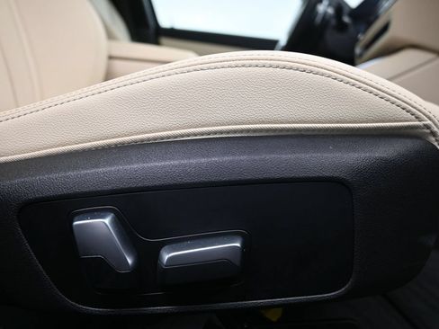 Used 2023 BMW 330e w/ M Sport Package RWD image 14