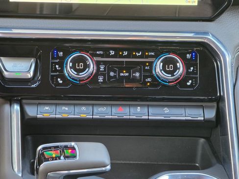 Certified 2025 GMC Sierra 1500 Denali w/ Denali Reserve Package AWD/4WD image 42