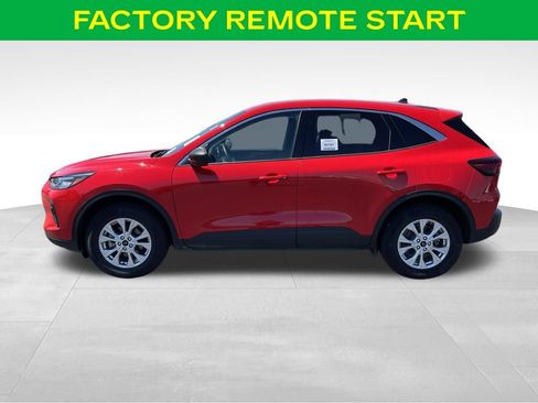 Used 2024 Ford Escape Active w/ Tech Pack #1 AWD/4WD image 7