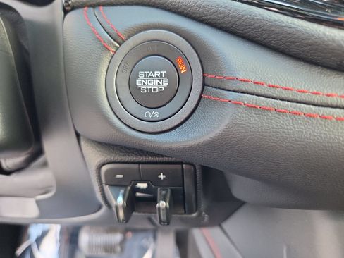 Used 2025 Dodge Durango R/T w/ Blacktop Package AWD/4WD image 33