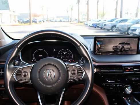 Used 2023 Acura MDX SH-AWD w/ Technology Package image 36