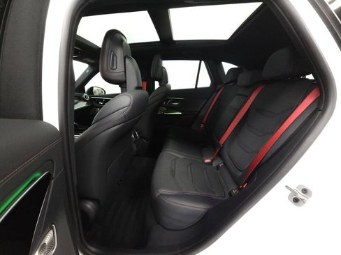 Used 2024 Mercedes-Benz GLC 43 AMG 4MATIC image 29