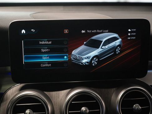 Certified 2022 Mercedes-Benz GLC 300 4MATIC image 22