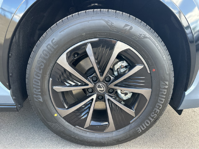 New 2026 Lexus RZ 350e 2WD w/ Accessory Package (Z2) image 39