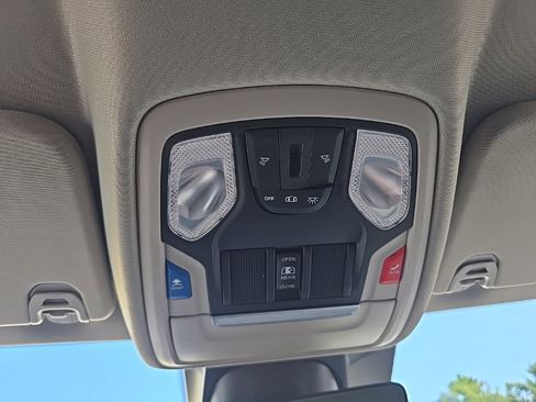 Certified 2022 RAM 1500 Big Horn image 33