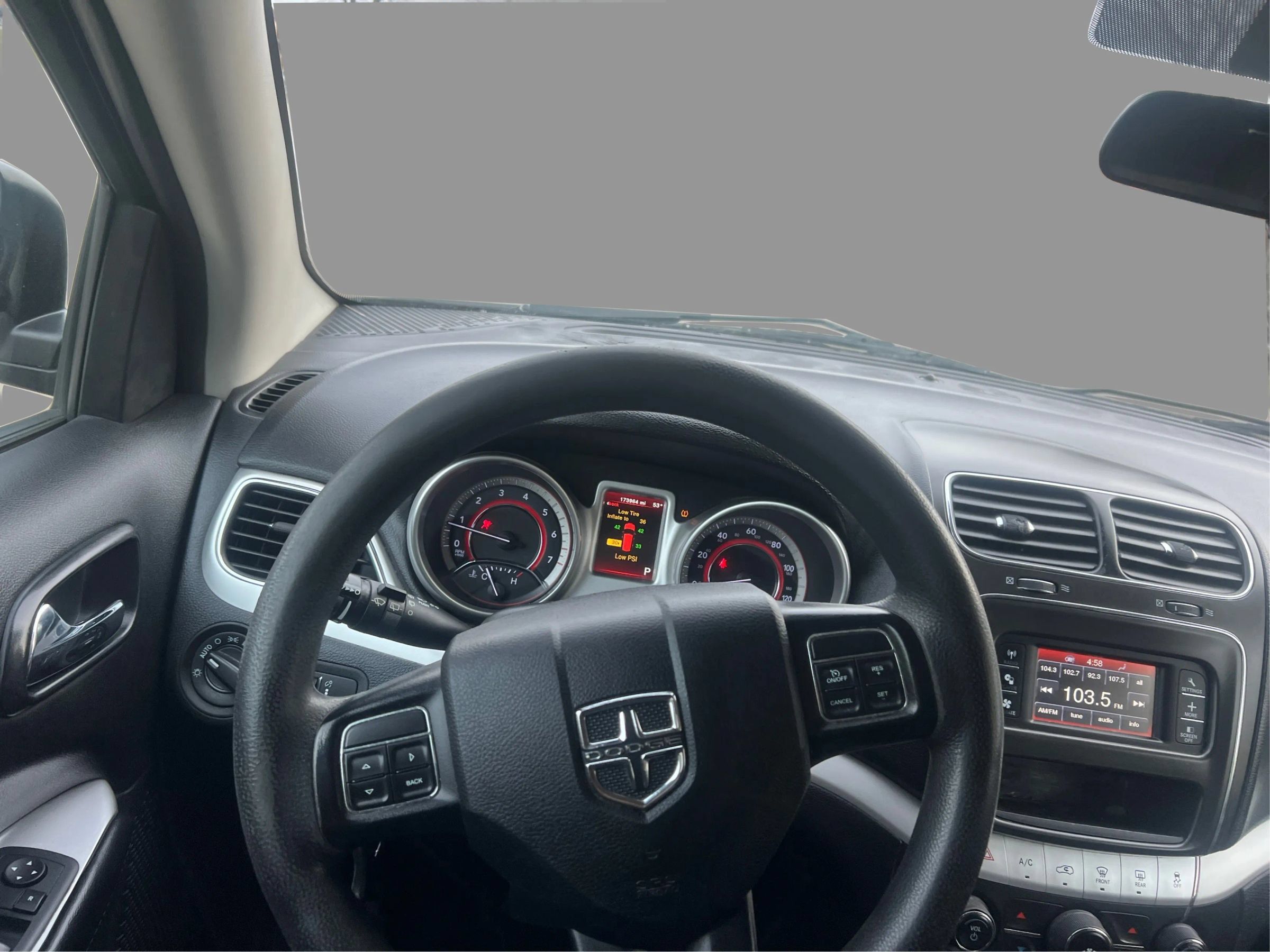 Used 2017 Dodge Journey SE w/ Flexible Seating Group FWD image 20