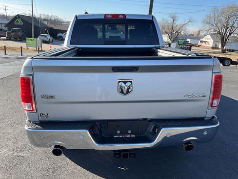 Used 2016 RAM 1500 Laramie w/ Convenience Group image 4