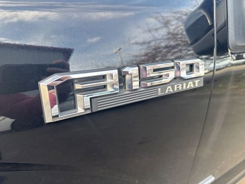 Used 2016 Ford F150 Lariat w/ Equipment Group 502A Luxury image 6